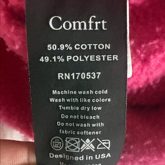 Comfort-Embroidered Pink Hoodie - Women - Picture 2 of 5